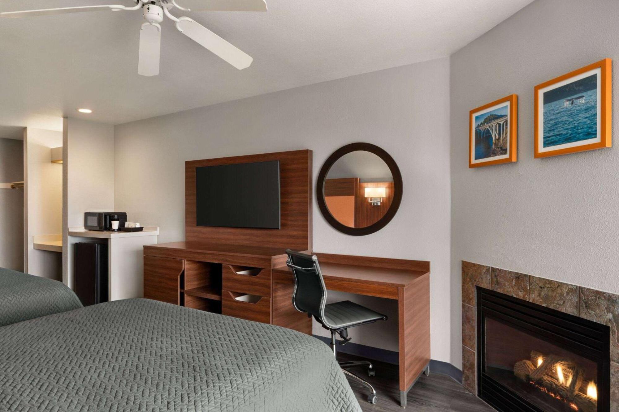 Travelodge By Wyndham דיפו ביי מראה חיצוני תמונה