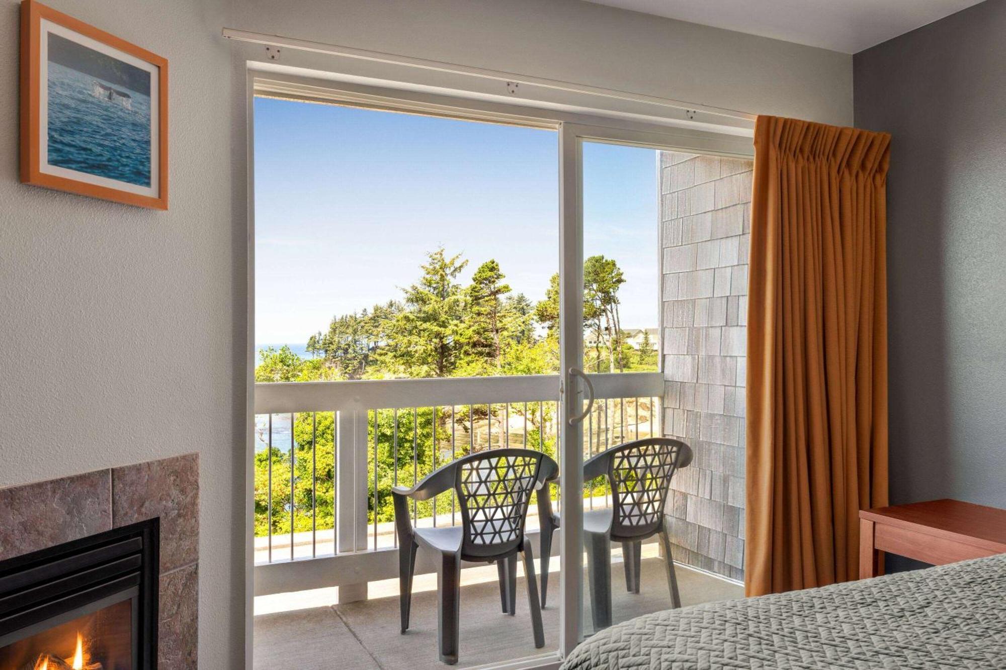 Travelodge By Wyndham דיפו ביי מראה חיצוני תמונה